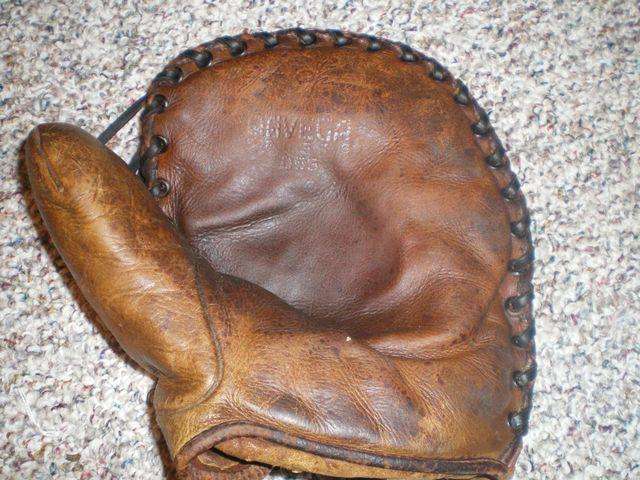 Lefty Grimm Davega Front